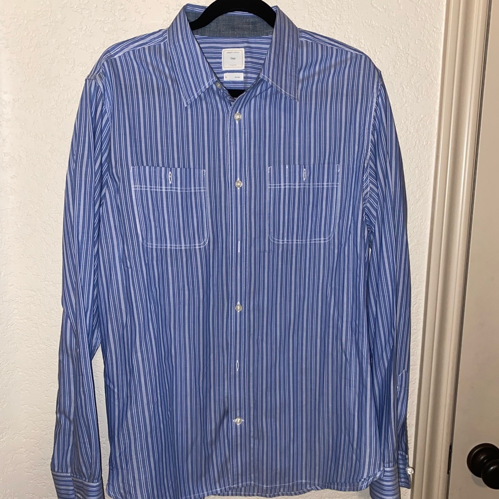 GAP Blue & White Striped Button Down